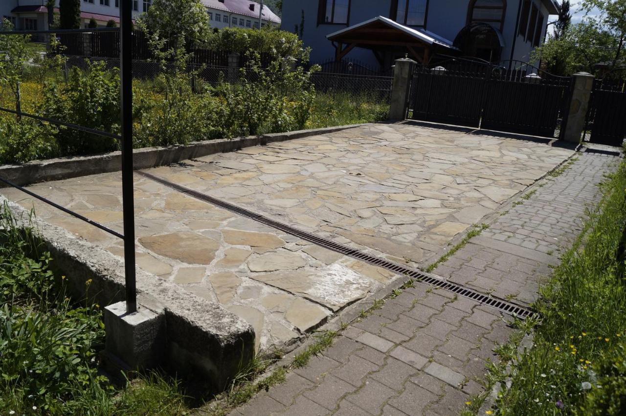 Будиночок В Карпатах Jaremtje Exteriör bild